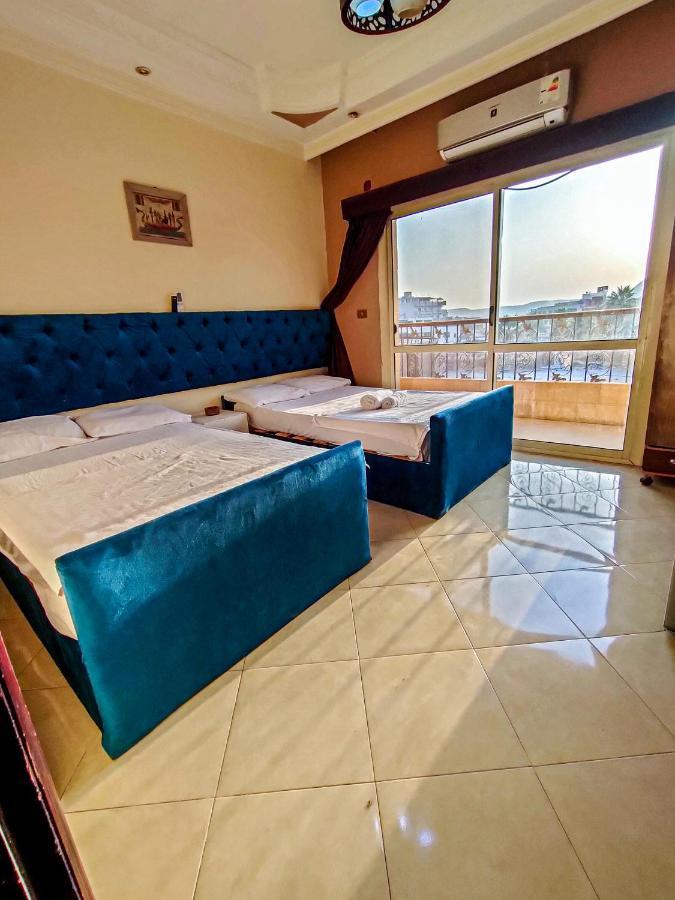 Happy Days Pyramids Inn 2*