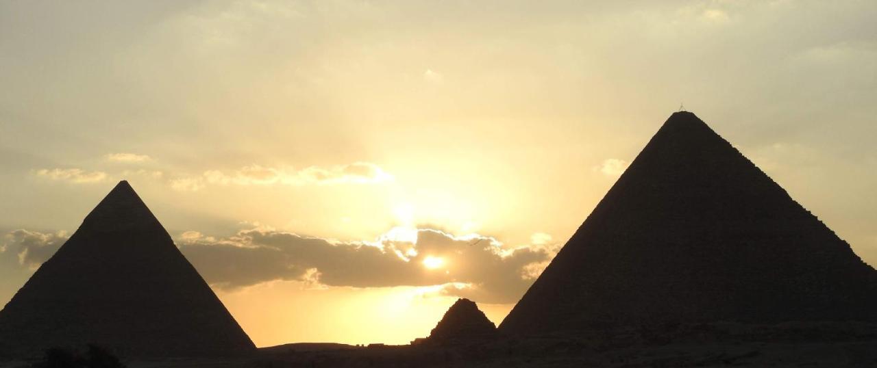 Happy Days Pyramids Inn Kafrat al Jabal