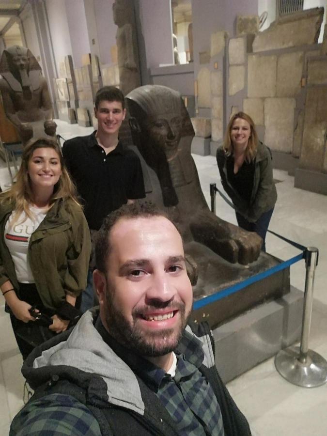 Happy Days Pyramids